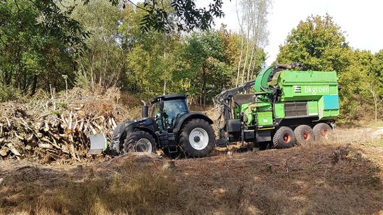 Stobben laten frezen en meer groenbeheer - Agro Service Wiggers Achterhoek